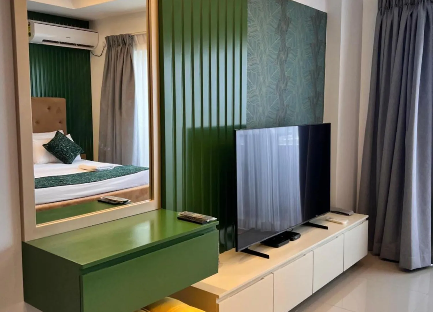 Ocean Breeze Negombo- Tidesend Luxury Beach Apartments Sri Lanka