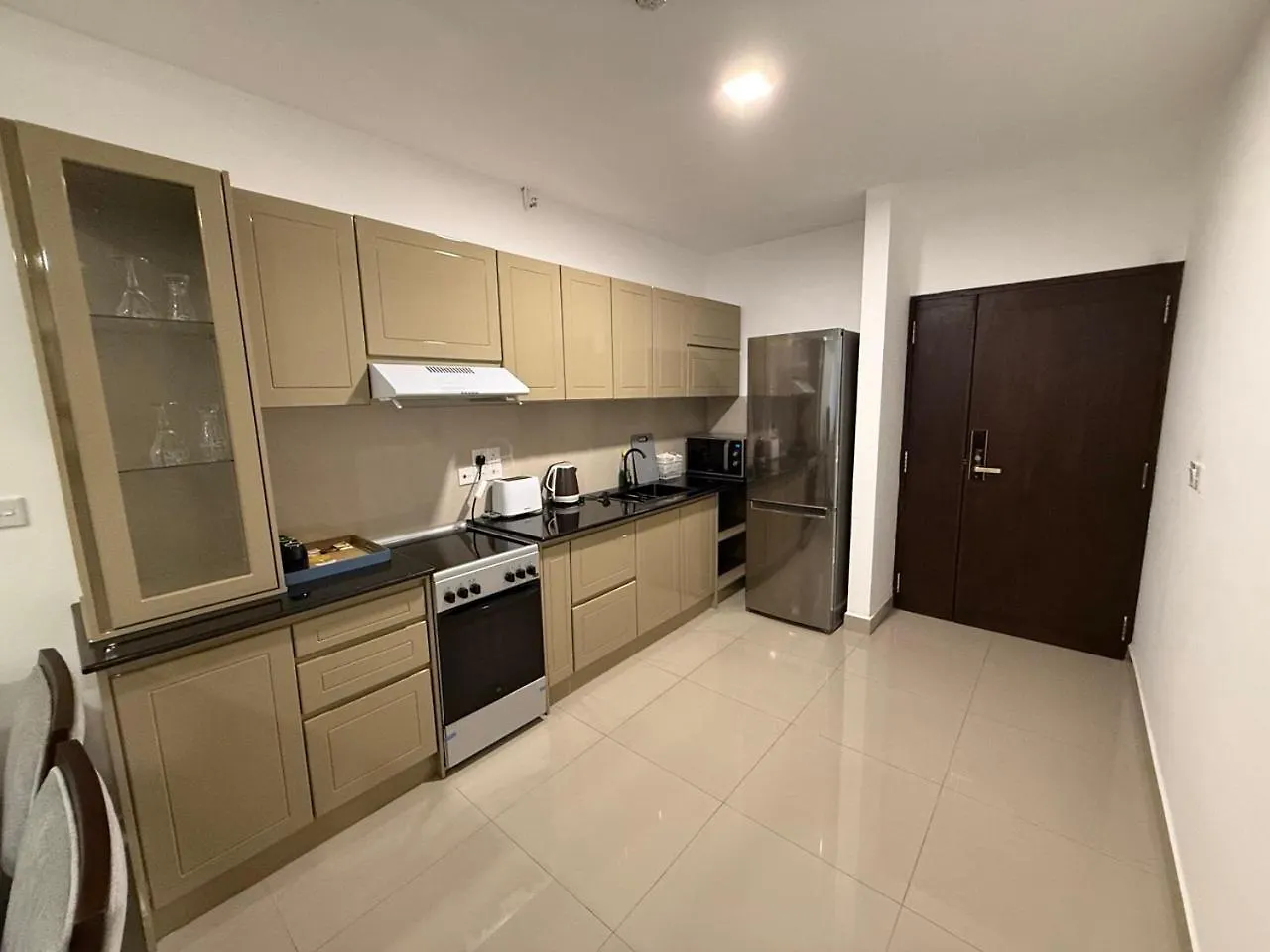Ocean Breeze Negombo- Tidesend Luxury Beach Apartments Negombo