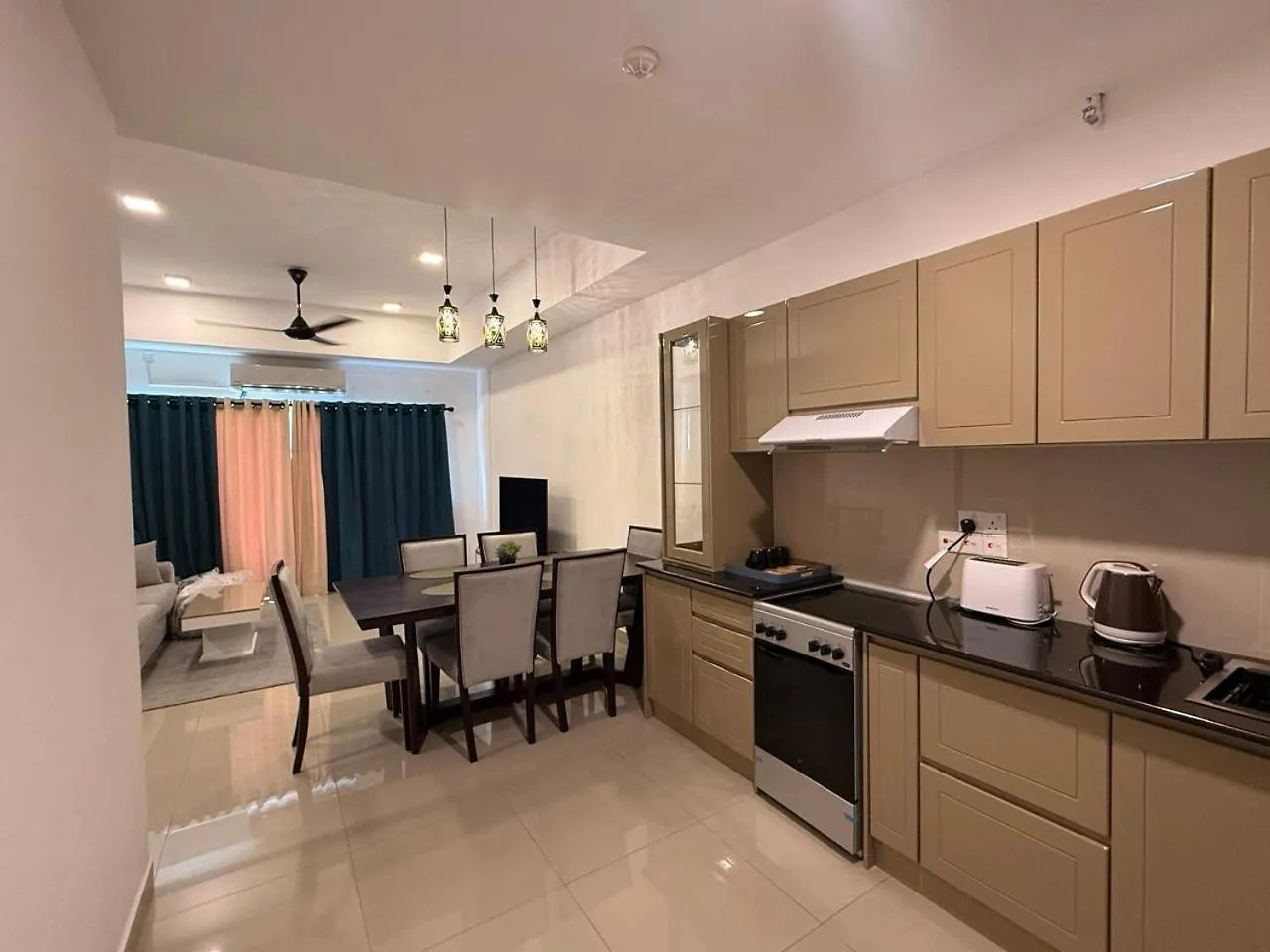 Ocean Breeze Negombo- Tidesend Luxury Beach Apartments Sri Lanka