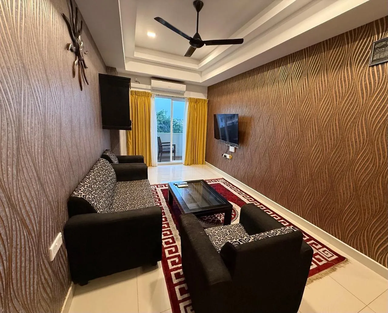 Ocean Breeze Negombo- Tidesend Luxury Beach Apartments Negombo