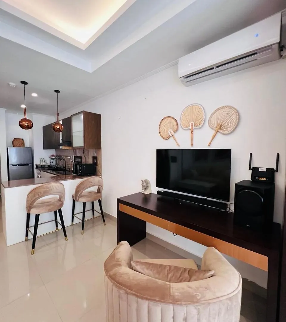 Ocean Breeze Negombo- Tidesend Luxury Beach Apartments